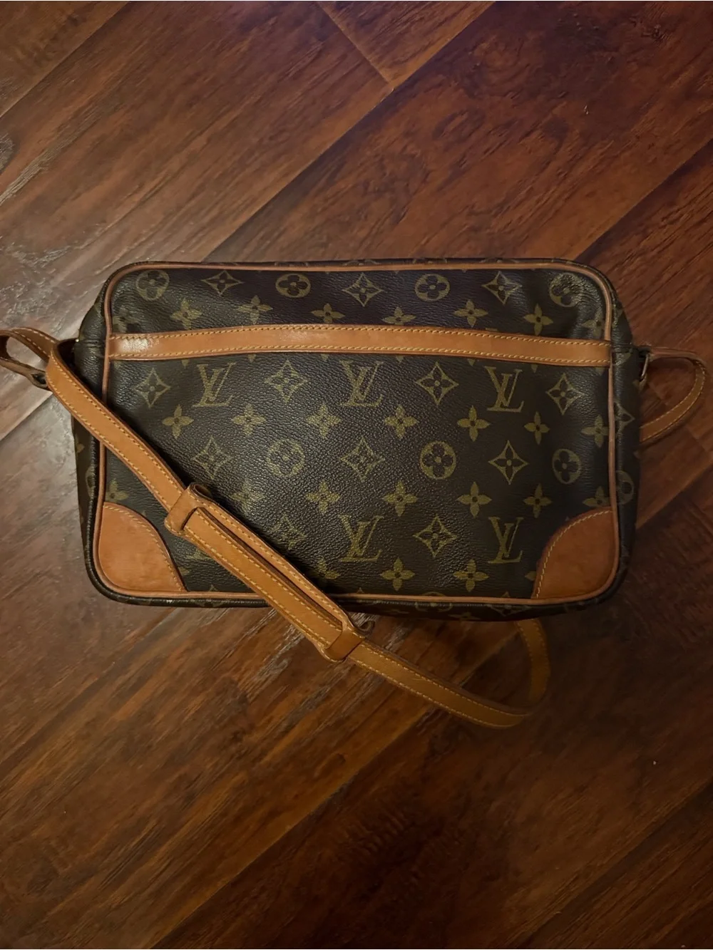 Louis Vuitton Monogram Crossbody in Brown and Tan- Trocadero 27